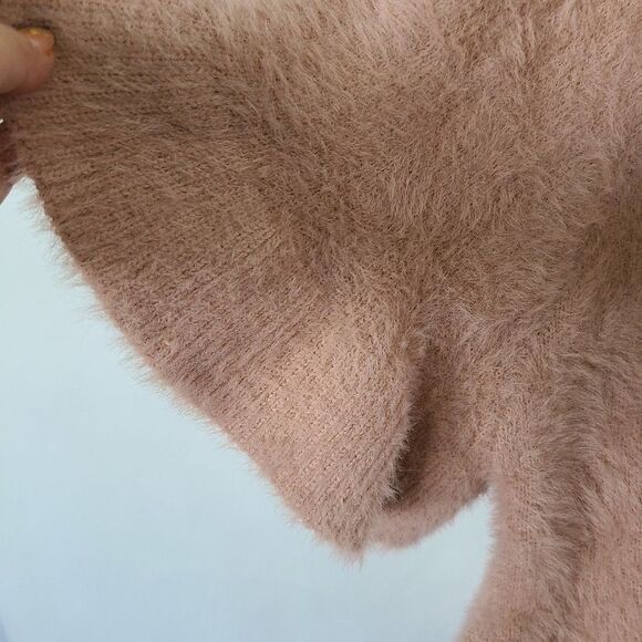 Anthropologie Light Blush Pink Eyelash Knit‎ Ruffled Turtleneck Poncho O/S - Picture 3 of 7